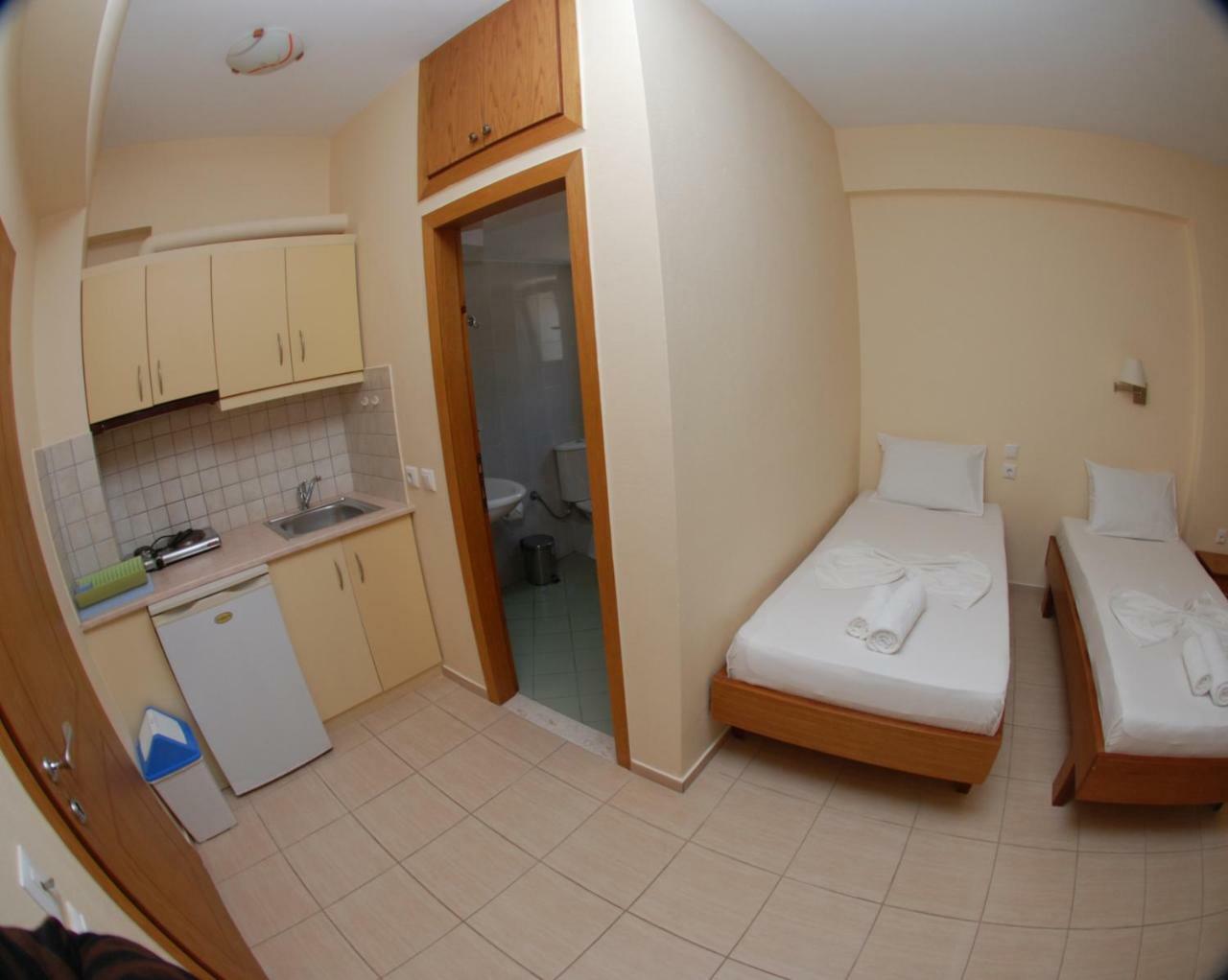 Nikos Hotel And Apartments Sarande Luaran gambar