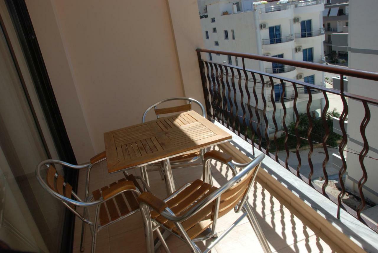 Nikos Hotel And Apartments Sarande Luaran gambar
